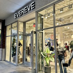 Evereve - Exterior