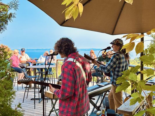 Suttons Bay Ciders by null