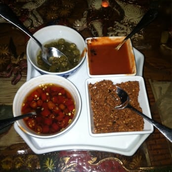 Pasara Thai Restaurant - Request the sauces for more spice to your pad see ewe and spicy sizzling beef! - Thai Near Me - Alexandria, Virginia Pasara Thai Restaurant - Request the sauces for more spice to your pad see ewe and spicy sizzling beef! - Thai Near Me - Alexandria, Virginia