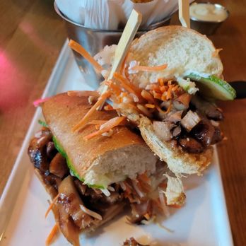 Haven Kitchen + Bar - Cocktail Bars Near Me - Langley City, British Columbia