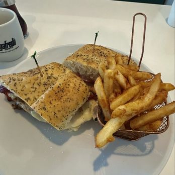 Leo's Brunch House - Chicken pesto panini - Breakfast & Brunch Near Me - Carrollton , Texas Leo's Brunch House - Chicken pesto panini - Breakfast & Brunch Near Me - Carrollton , Texas