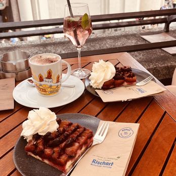Café Rischart Am Markt - Bakeries Near Me - Munich, BY