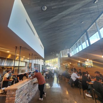 Proud Mary - The venue - Breakfast & Brunch Near Me - Austin, Texas