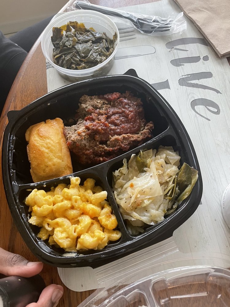 IRON SKILLET SOUTHERN KITCHEN Updated April 2024 17 Photos & 32