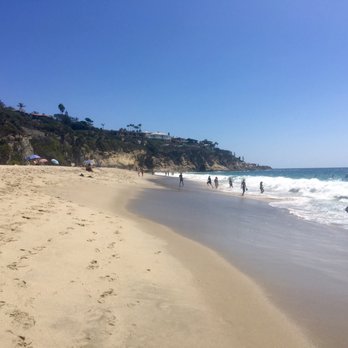 Thousand Steps Beach - Caves & pools straight ahead (make a left when you walk down the steps , looking at the beach) now closed - Beaches Near Me - Laguna Beach, California