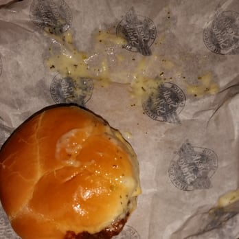 Steak ’n Shake - This was the 3rd one I ate. The first 2 were dry. I'm assuming it's because all of the garlic sauce was on this 1 burger - Burgers Near Me - Largo, Florida Steak ’n Shake - This was the 3rd one I ate. The first 2 were dry. I'm assuming it's because all of the garlic sauce was on this 1 burger - Burgers Near Me - Largo, Florida