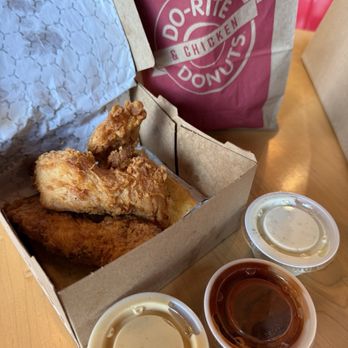 Do-Rite Donuts & Chicken - 3 PC Original - Donuts Near Me - Chicago, Illinois