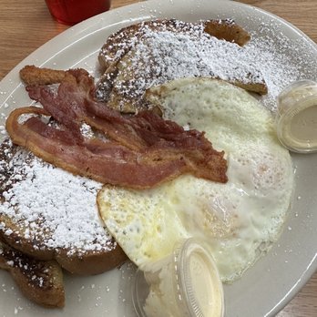 Cappy's Breakfast Cafe - French toast platter - Breakfast & Brunch Near Me - Tucson, Arizona