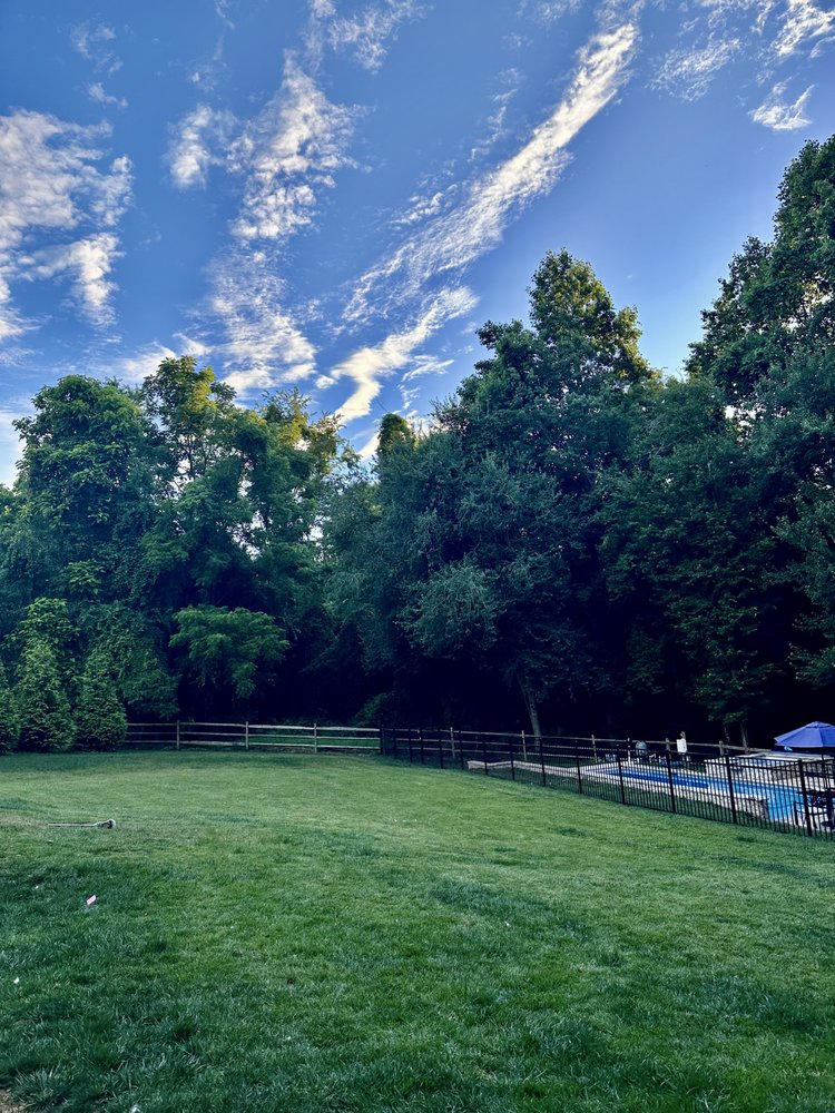 BURKE LAWN CARE Updated August 2024 14 Reviews 9401 Burke Rd