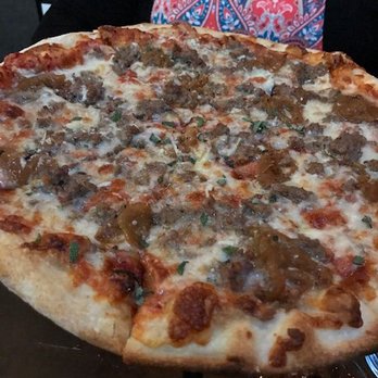 Mino's - Pizza was probably best part of meal. - Italian Near Me - Winnetka, Illinois