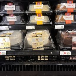 Small, Cutting Cakes