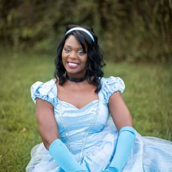 The Girly Girlz Pampered Palace Salon & Spa - Cinderella