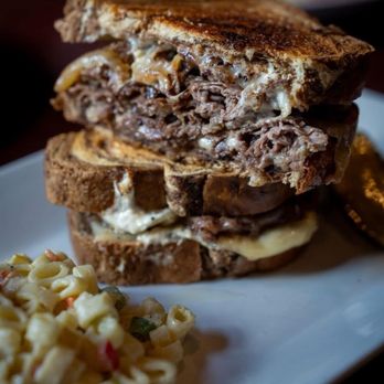 Emma Jayne’s Restaurant - Prime Rib Reuben - American Near Me - Clifton Park, New York