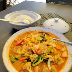 TanTamar - Massaman Curry with veggies