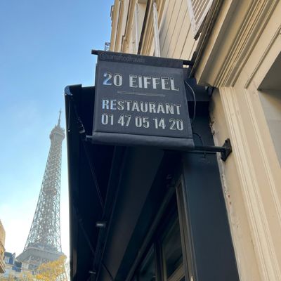 20 Eiffel by null