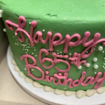 Kake Korner - Strawberry lemon cake - Bakeries Near Me - Laurel, Maryland