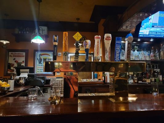 Kip’s Irish Pub & Restaurant by null