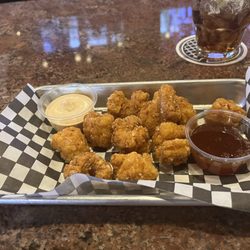 Jake's Boathouse - Calamari appetizer