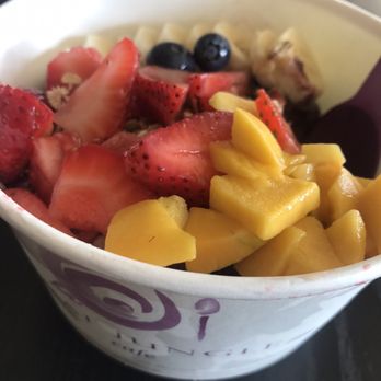 Acai Jungle Cafe - Mixed berry topping - Sandwiches Near Me - Burbank, California Acai Jungle Cafe - Mixed berry topping - Sandwiches Near Me - Burbank, California