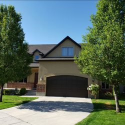 Scott K Morrison, LMT/AMMP - Park directly in front of house on street, or right side of the driveway
