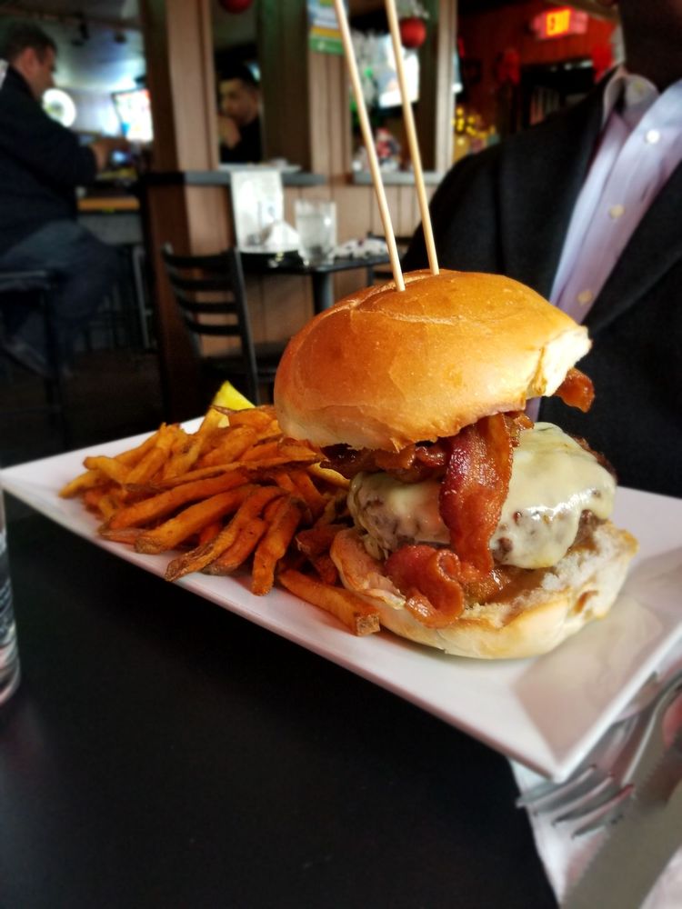 DOG HOUSE SALOON & GRILL 145 Photos & 132 Reviews 270 Pascack Rd