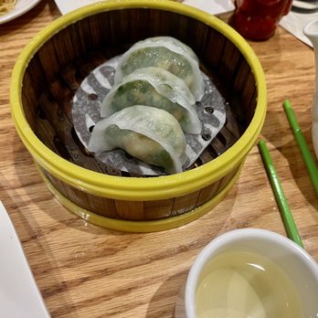 Tim Ho Wan - Hell's Kitchen - Dim sum Chrysanthemum tea - Dim Sum Near Me - New York, New York Tim Ho Wan - Hell's Kitchen - Dim sum Chrysanthemum tea - Dim Sum Near Me - New York, New York