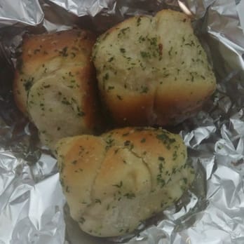 Daro's Pizza & Chicken - Garlic knots - Pizza Near Me - Flushing, New York Daro's Pizza & Chicken - Garlic knots - Pizza Near Me - Flushing, New York