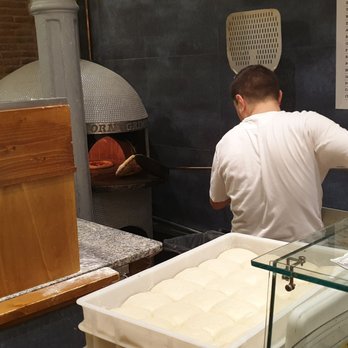 Pizzeria Da Nanni - Pizza Near Me - Barcelona, B Pizzeria Da Nanni - Pizza Near Me - Barcelona, B