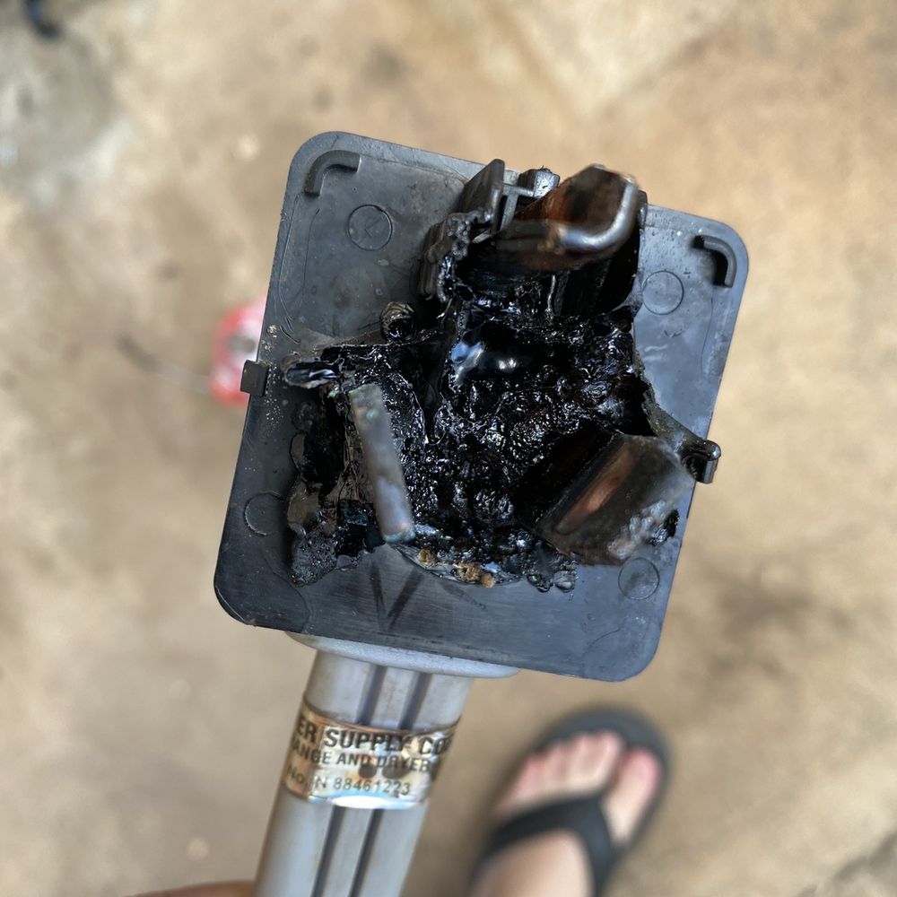 Sunshine Electric - Dryer prongs that melted to the plastic in the outlet - Electricians Near Me - Loxahatchee, Florida Sunshine Electric - Dryer prongs that melted to the plastic in the outlet - Electricians Near Me - Loxahatchee, Florida