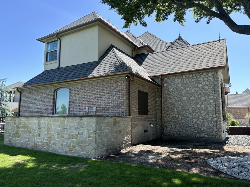 Slide of M & M Gutters