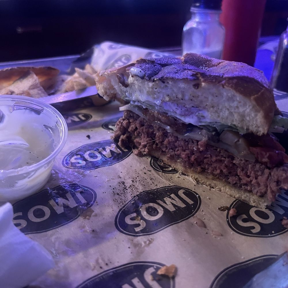 I/2 pound burger I/2 pound burger