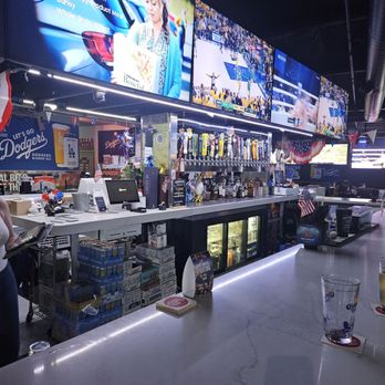 Q Club - New American Near Me - Oxnard, California