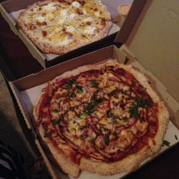 Lilguy - Cheese Bomb and Marinated Chicken...not impressed. - Pizza Near Me - Venice, California