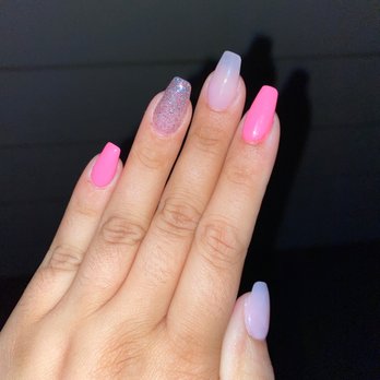 Phoenix Nail Bar - Nail Salons Near Me - Gainesville, Florida