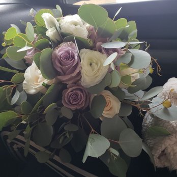 RC Flowers - Florists Near Me - Vista, California