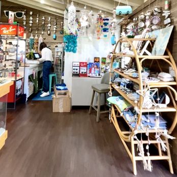 Ocean Avenue - Good vibes from Mr. Bear - Souvenir Shops Near Me - San Diego, California Ocean Avenue - Good vibes from Mr. Bear - Souvenir Shops Near Me - San Diego, California