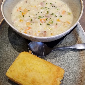 Pier 48 - 19-10 Clam Chowder - Seafood Near Me - Indianapolis, Indiana