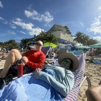 Carnival Paradise - Junkanoo beach (our friends) - Vacation Rentals Near Me - Tampa, Florida Carnival Paradise - Junkanoo beach (our friends) - Vacation Rentals Near Me - Tampa, Florida