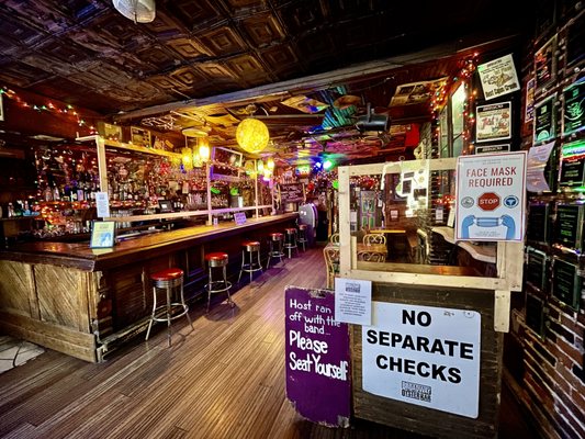Broadway Oyster Bar by null