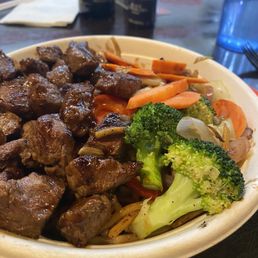 Steak bites lo mein Steak bites lo mein