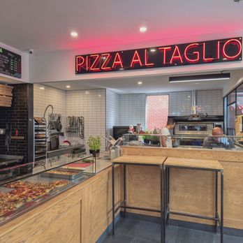 B Il Taglio - Pizza Near Me - Montreal, Quebec