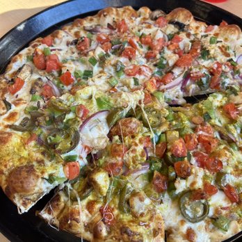 Straw Hat Pizza - Half Spicy Indian & garlic chicken - Pizza Near Me - Fremont, California Straw Hat Pizza - Half Spicy Indian & garlic chicken - Pizza Near Me - Fremont, California