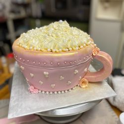 Cozy Corner Cafe - Friends birthday cake