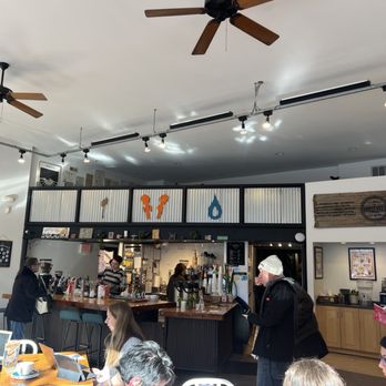 The Roosevelt Coffeehouse - Service counter - Coffee Roasteries Near Me - Columbus, Ohio