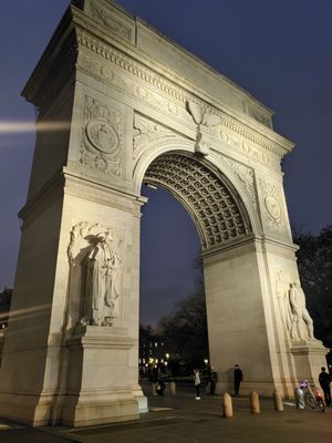 Washington Square Arch by null