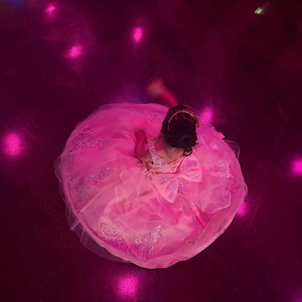 Fashion Party Planner - Bailando con luces - Party & Event Planning Near Me - Orange, California Fashion Party Planner - Bailando con luces - Party & Event Planning Near Me - Orange, California