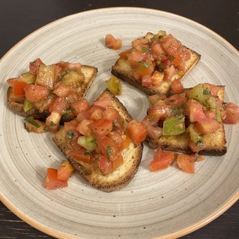 Casa Modò - Bruschetta al pomodoro - Italian Near Me - Catania, Connecticut
