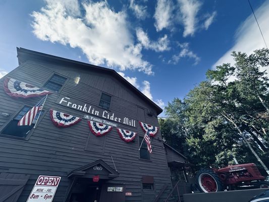 Franklin Cider Mill by null