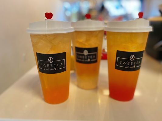 SWEETEA BOBA BAR by null