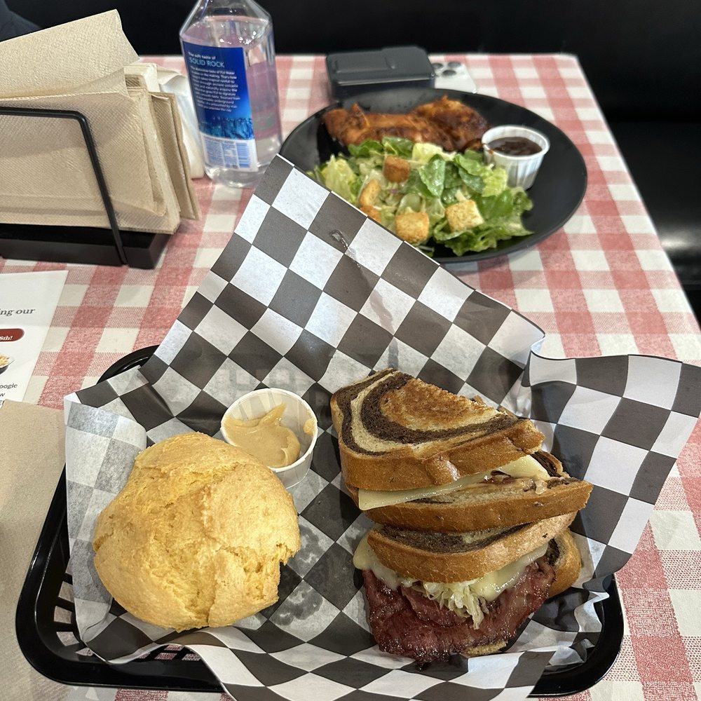 Empire Armadillo BBQ & Deli - Reuben with cornbread muffin and small chicken plate with Caesar salad - Barbeque Near Me - Sunnyvale, California Empire Armadillo BBQ & Deli - Reuben with cornbread muffin and small chicken plate with Caesar salad - Barbeque Near Me - Sunnyvale, California